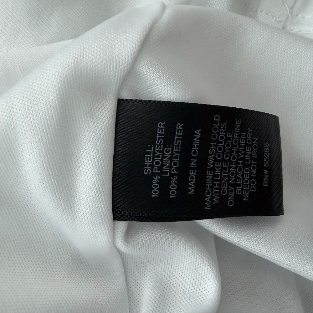 Express White Pleated Maxi Dress - Size M - Excellent Condition - Picture 8 of 9